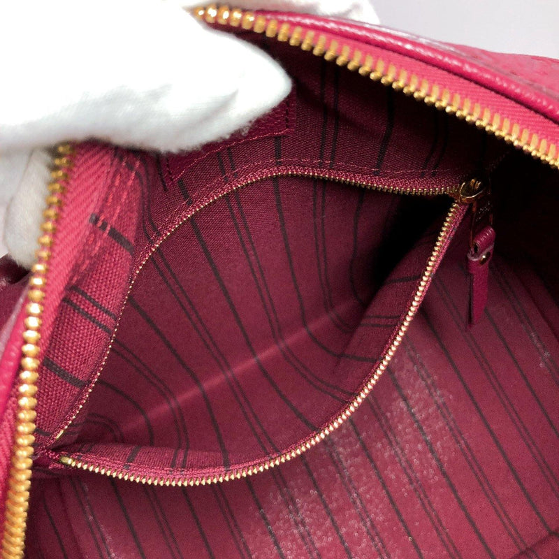 Louis Vuitton Speedy 25 Handbag in Red Epi Leather