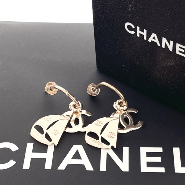 CHANEL earring Yacht COCO Mark metal gold Women Used