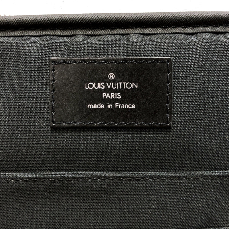 LOUIS VUITTON Shoulder Bag M30762 Tula Taiga black mens Used